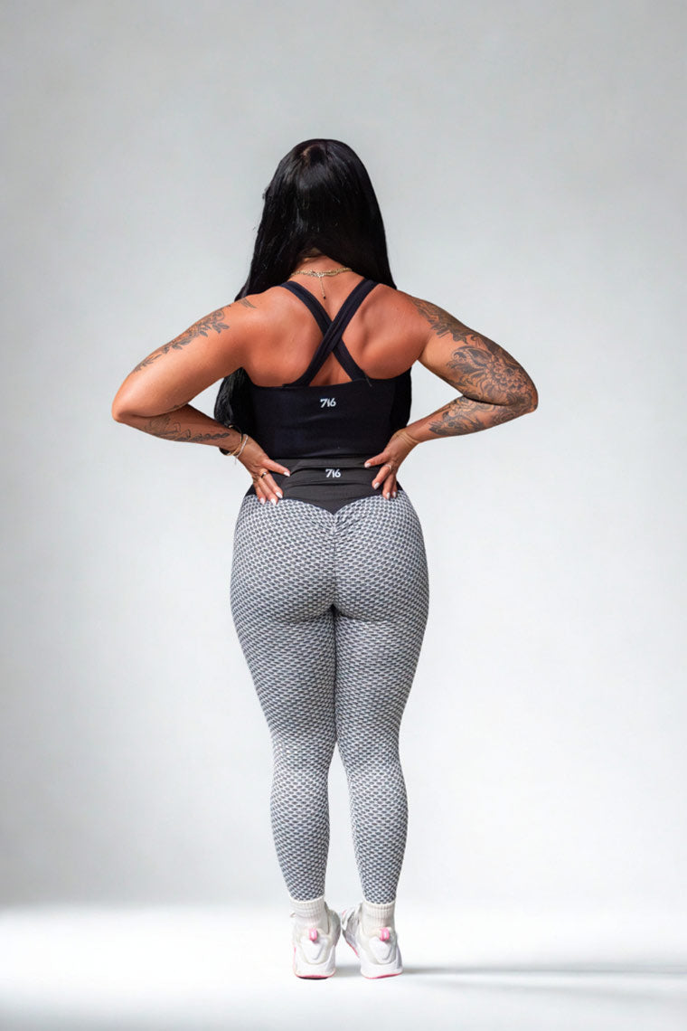 Signature Scrunch Leggings